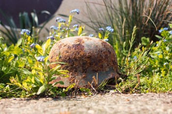 stahlhelm-1348089_960_720